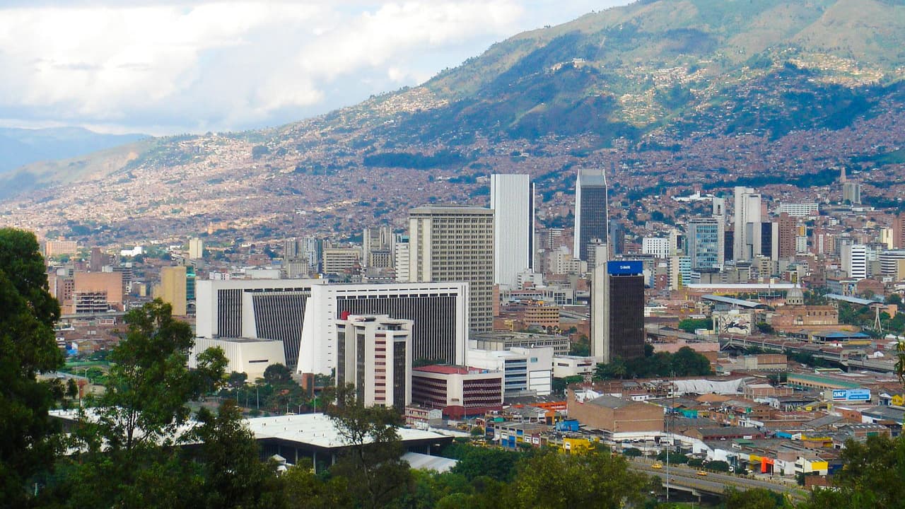 Why Travel to Medellín for Medical Tourism?